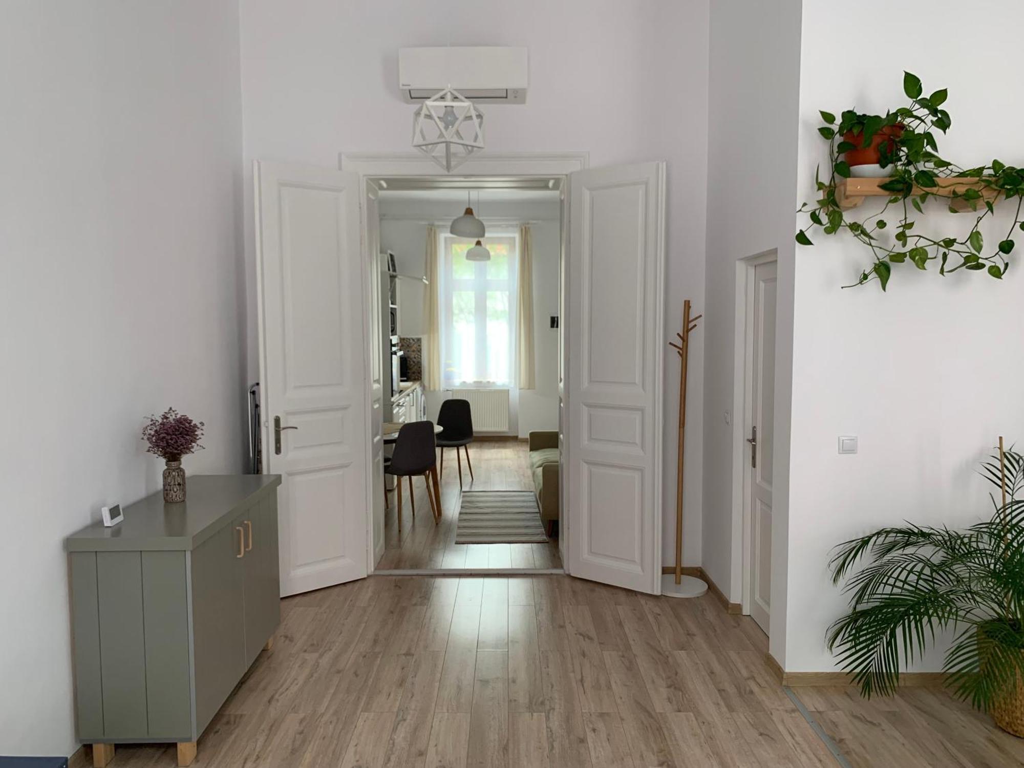Charming Central Apartments Cluj-Napoca Eksteriør billede